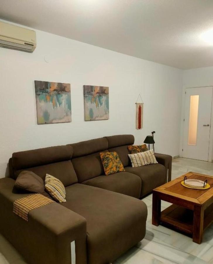 El Barquito Del Abuelo Apartment Malaga Exterior photo